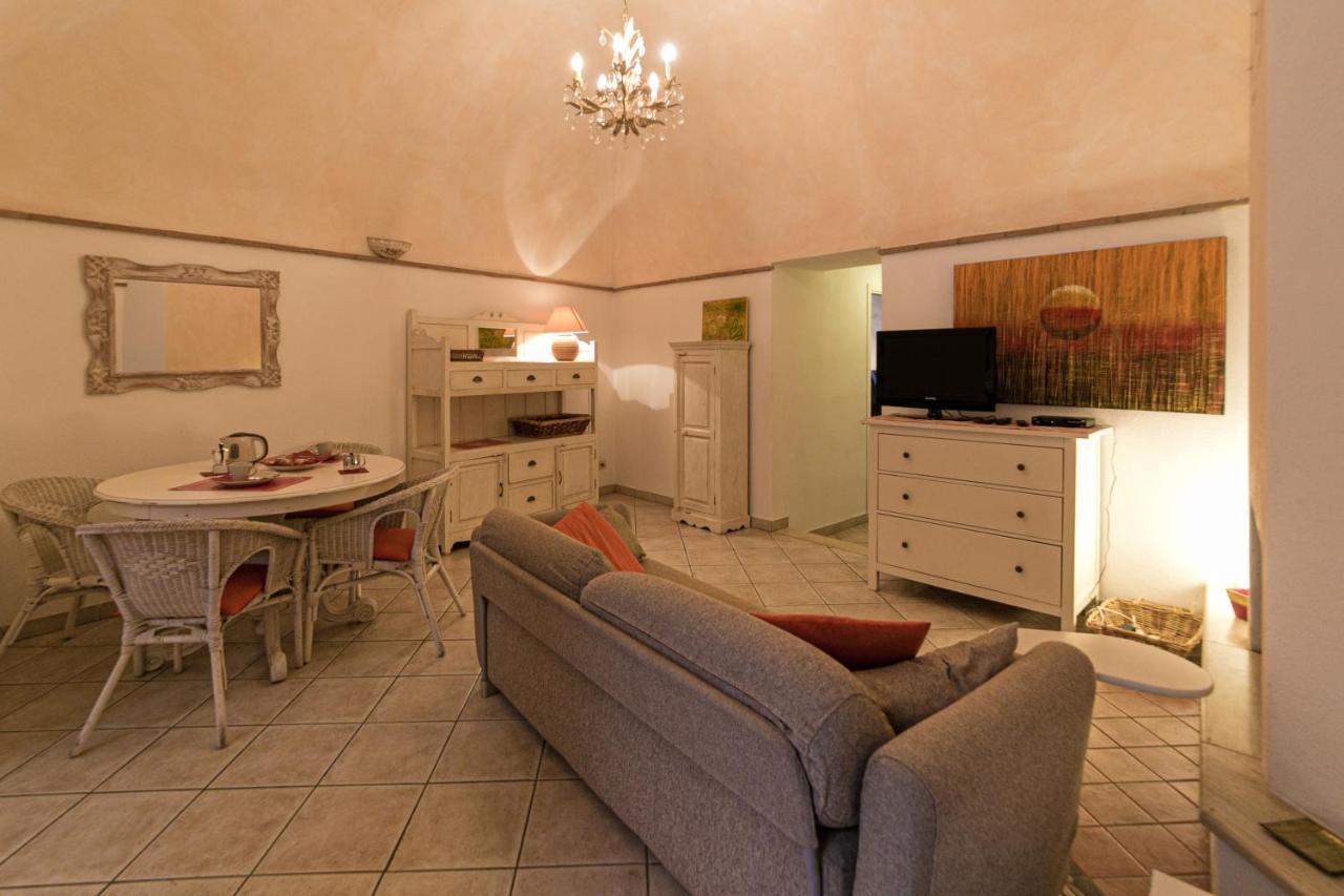 Nice Apartment Porto Santo Stefano  Bagian luar foto