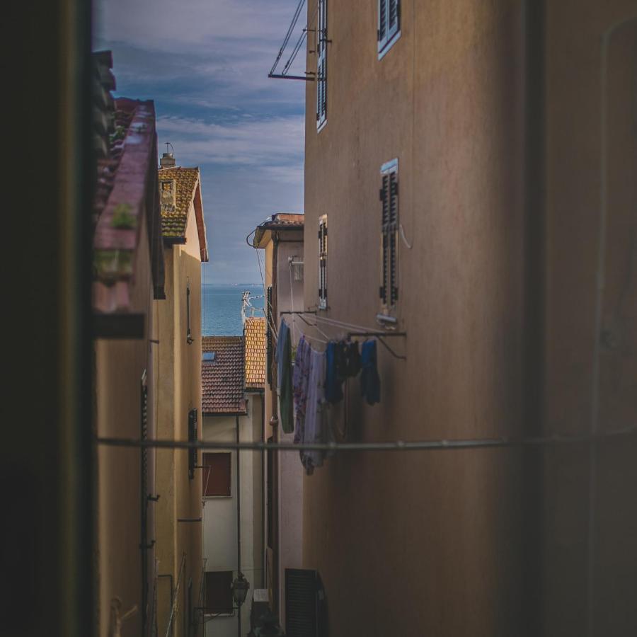 Nice Apartment Porto Santo Stefano  Bagian luar foto